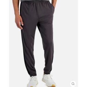 Ideology Men’s Solid Gray Fleece Fitted Cuff Hem Joggers